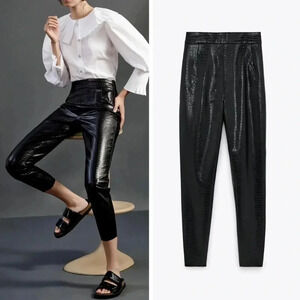 ZARA NWOT Black Crocodile Embossed Faux Leather Cigarette Pants Size Small